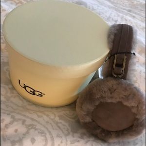 New with tags Ugg Earmuffs